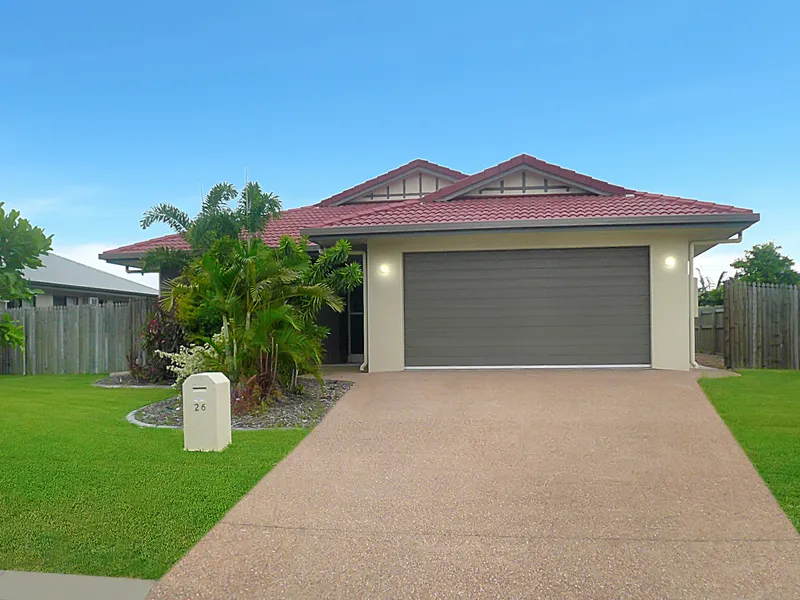 FAMILY HOME. INCLUDES NEW PAINT INSIDE & OUT.