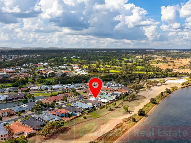 Extraordinary 180 Degree City and Water Views