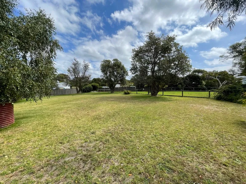 TIME FOR A TREE CHANGE