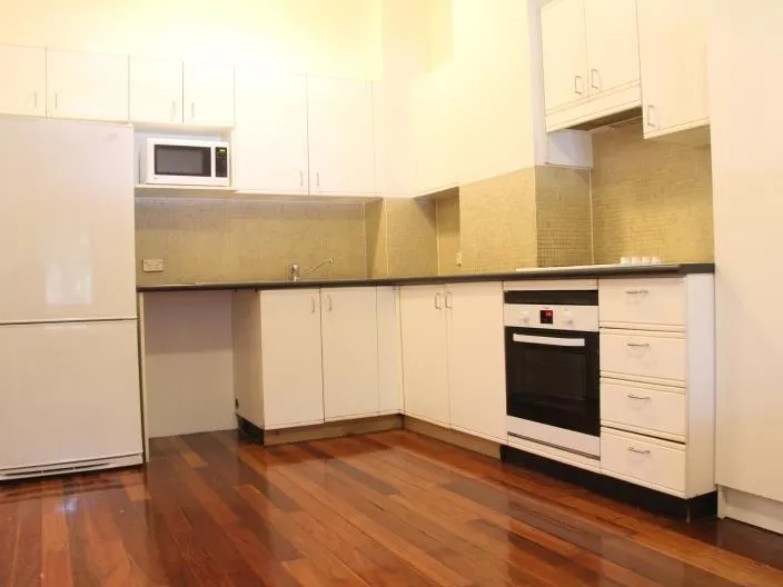 One bedroom Darling Harbour Living!