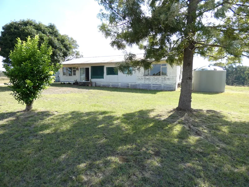 419 ACRES IN NICHOLSON - PASTURE & BUSHLAND