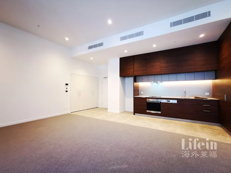 Dual - Level Luxury Townhouse Now Available