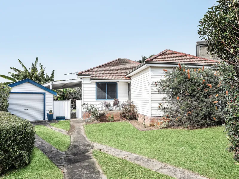 Charming family home located on tightly held cul-de-sac street