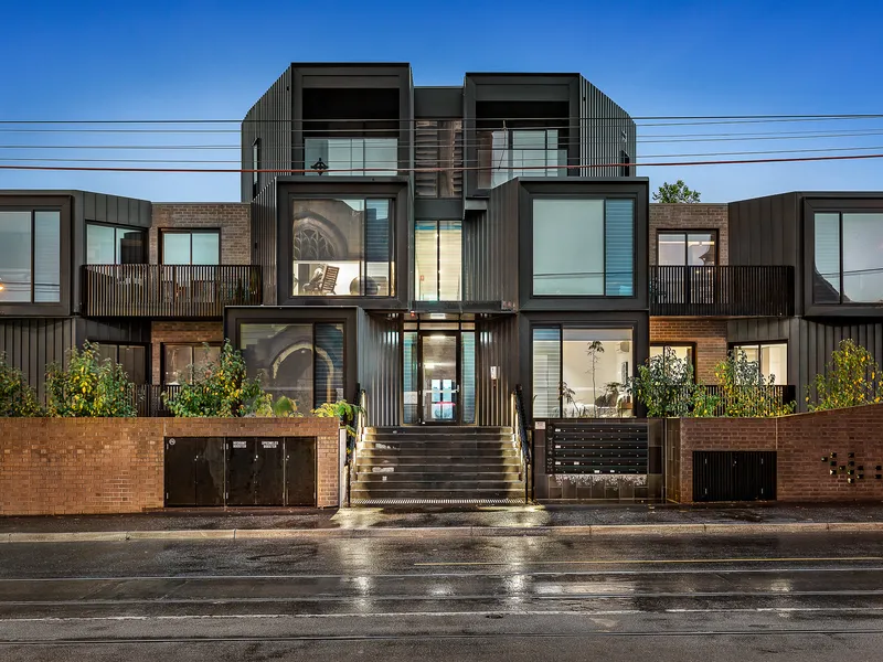 Great Location In Hawthorn East