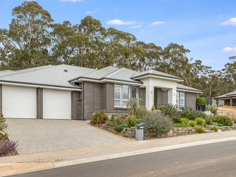 A modern and luxurious haven with room for the whole family