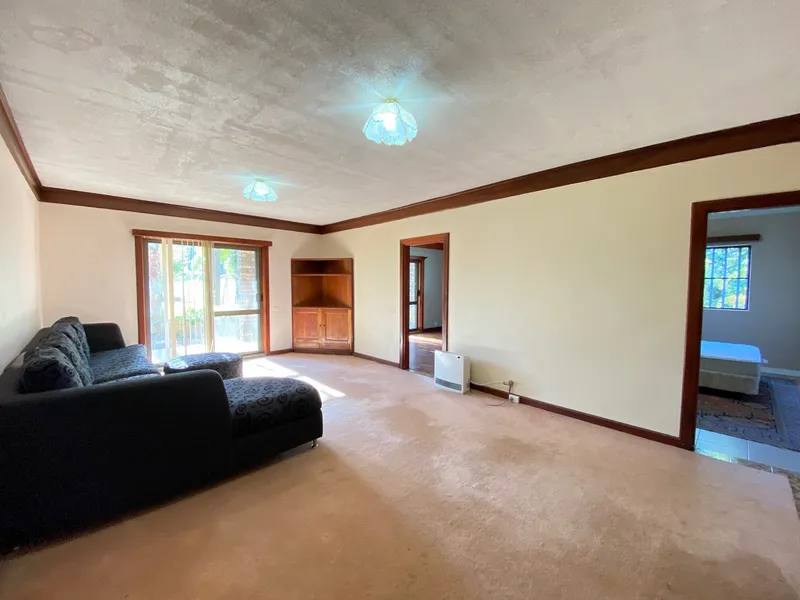 Private, Peaceful and Perfect – Water, Power, and Paddock Included!!