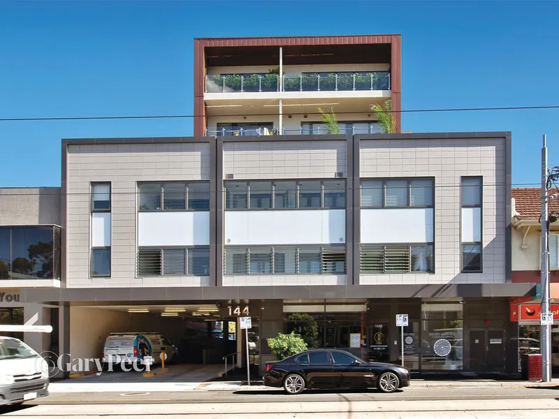 Designer style with an alfresco edge