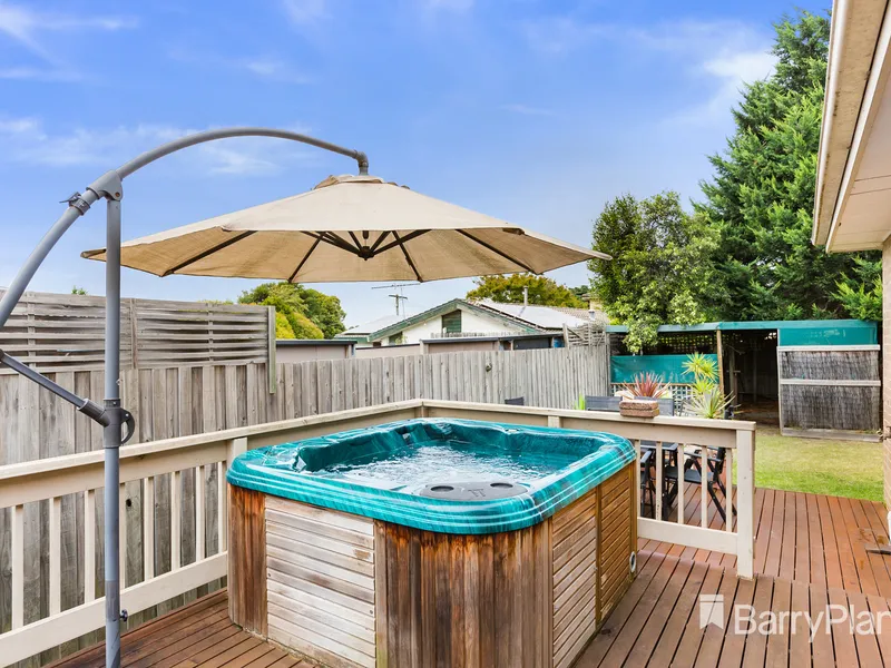 A home to enjoy in Brentwood Secondary Zone (STSA).