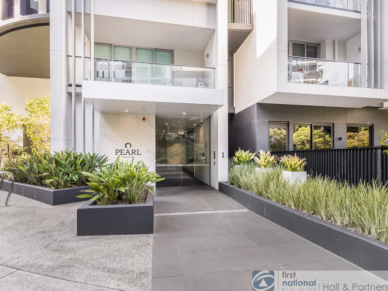 Ground Floor Apartment in a vibrant lifestyle locale!