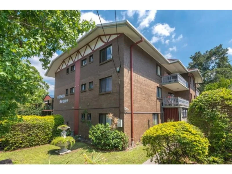 Neat Well Maintained and Ready to Go