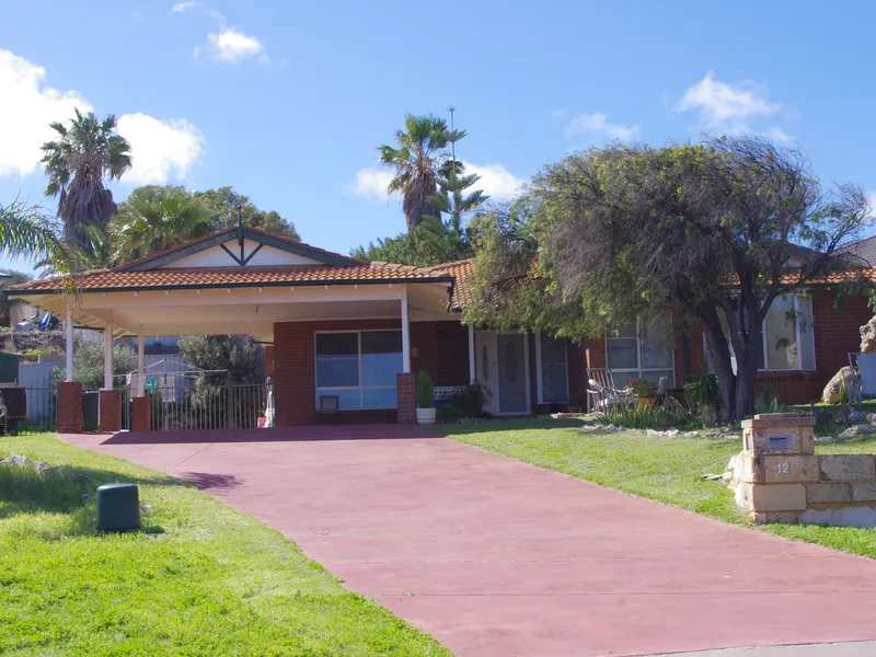 DELERIOUSLY DELECTABLE DAKIN COVE