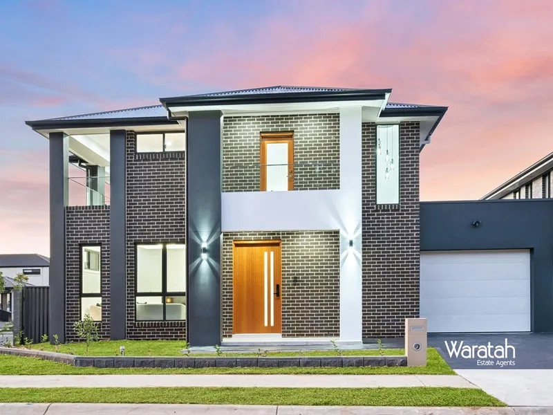 Luxurious Lifestyle Living Or Ideal Investment!!