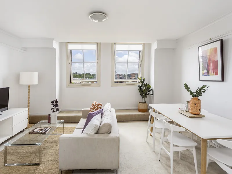 Spacious One Bedroom!!