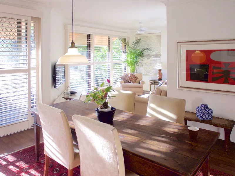 Location Location Location - Ground Floor Garden Apartment