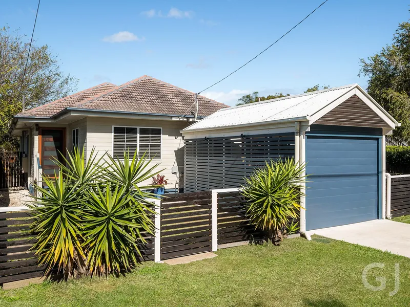 Post-War Cottage with Plenty of Potential