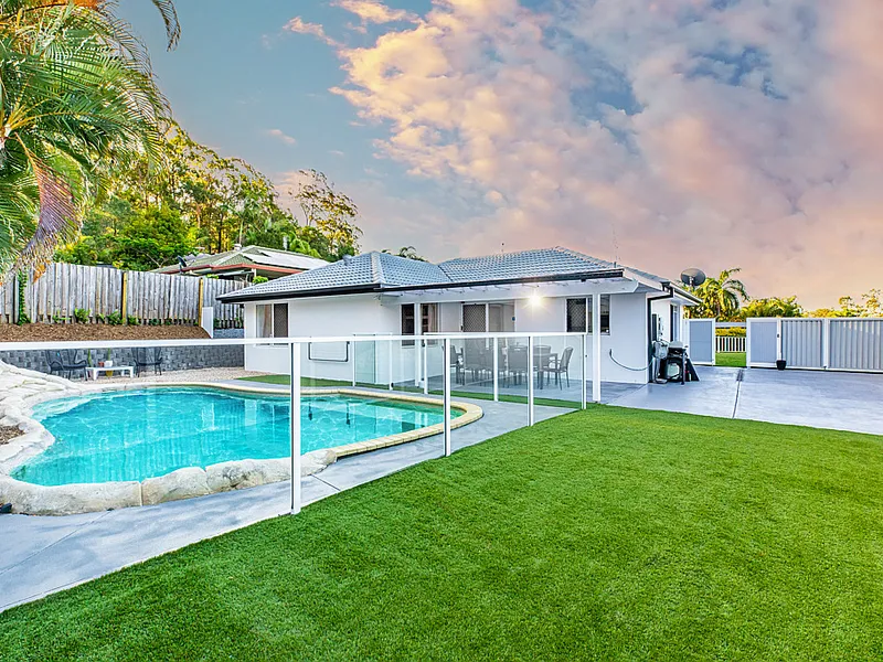 An Immaculate property up for grabs in the heart of Oxenford!