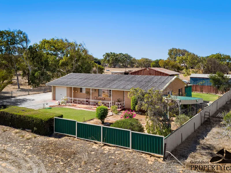 YOUR RURAL LIFESTYLE AWAITS