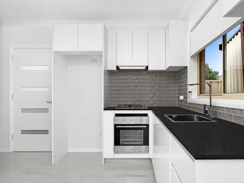 Available appointment times listed, email to book a 5 minute private walk through