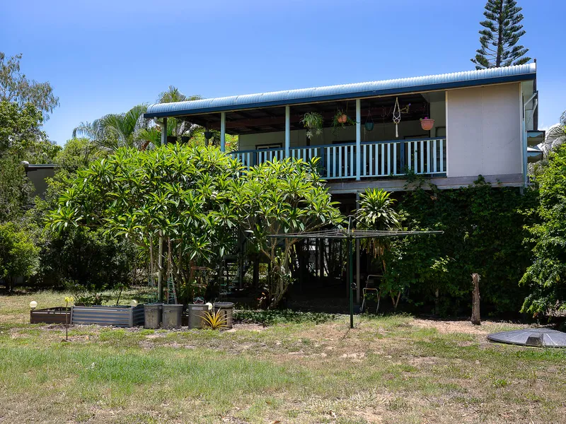 Beachfront Property! Ball Bay Retirement Sale