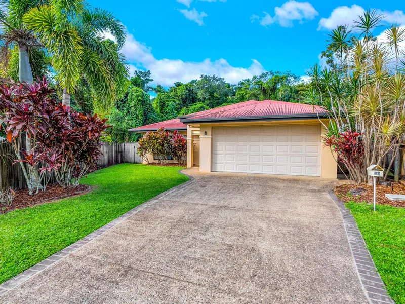 STUNNING FAMILY HOME IN SOUGHT AFTER PARK RIDGE