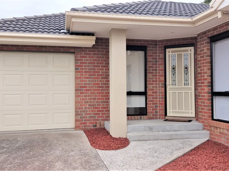 PRICE DROP - 1 WEEK FREE RENT!