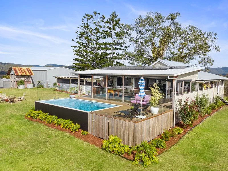 The Epitome Of Luxury Acreage Living