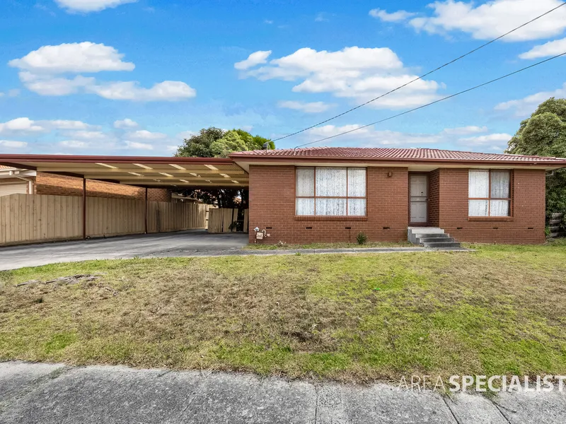 A Wide 29 Meter Frontage!