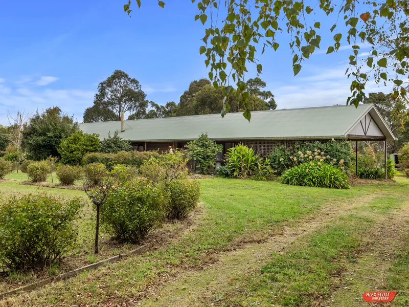 Over 2 Acres of Genuine Country Living