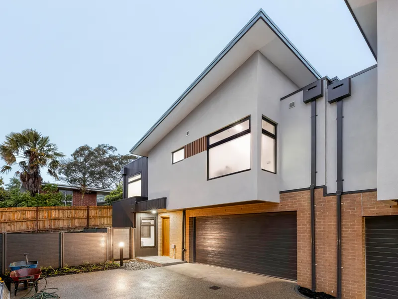 A new era of luxury living....brand new 4br town home