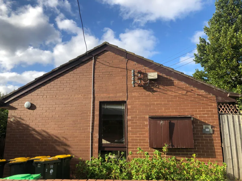 WONDERFUL 2 BEDROOM UNIT ON THE HEART OF FITZROY!