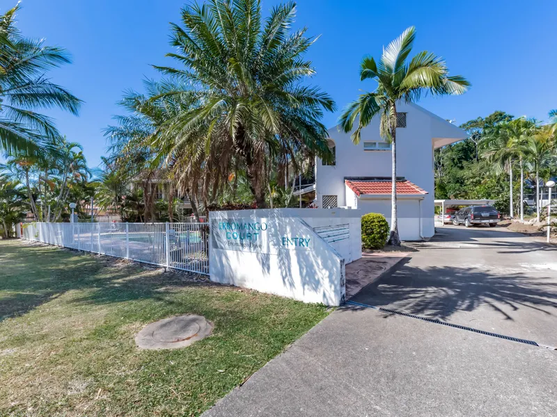 Stunning 2 Bedroom Fully Furnished Townhouse