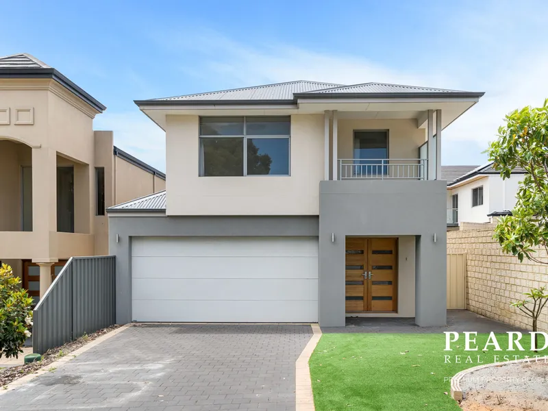 HUGE MODERN TOWNHOUSE