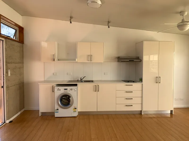 Open Plan Studio Apartment 