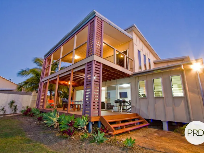 Great Beach house with a Bore 