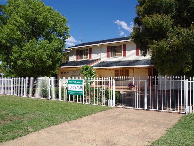 One of Wee Waa's Best Homes