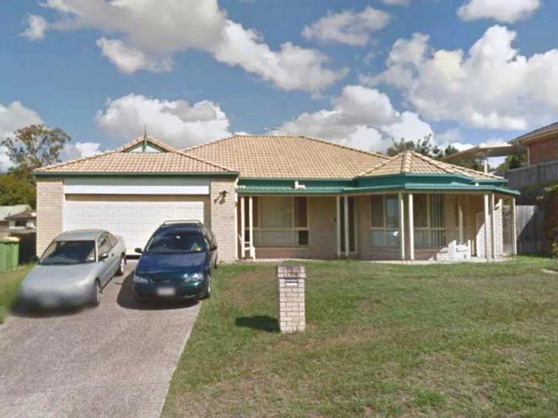 4 Bedroom Family Home in a Great Location!