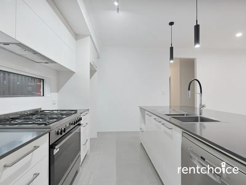 Stunning Family Home!