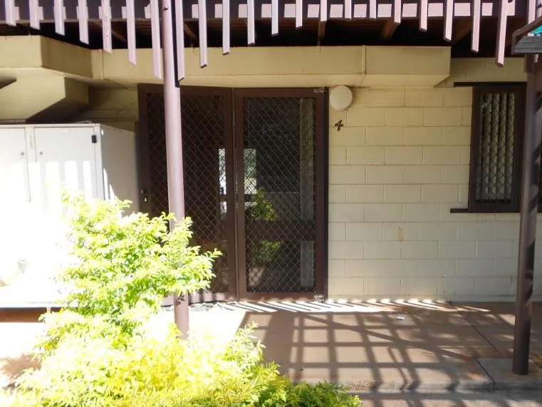 3x2 MILLARS WELL TOWNHOUSE