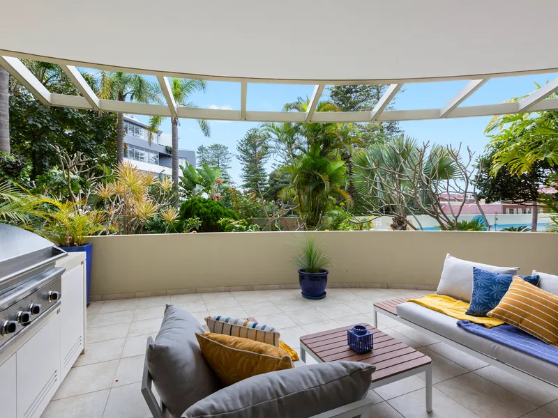 Executive harbourside living in the Grande Esplanade