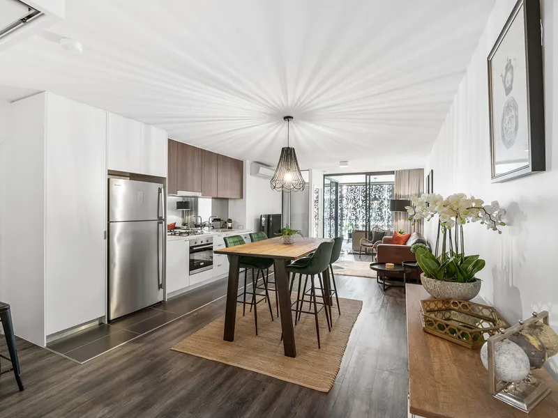 BEAUTIFUL RENOVATION – EXCITING INNER CITY TREASURE
