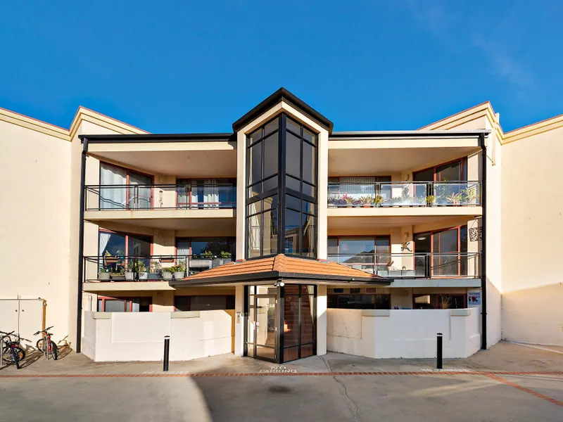 Perfect location, in a quiet complex