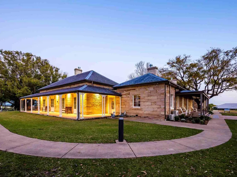 Modern Two-Bedroom, Plus Study Villa in Closebourne Village – Popular Design – Enquire Today!