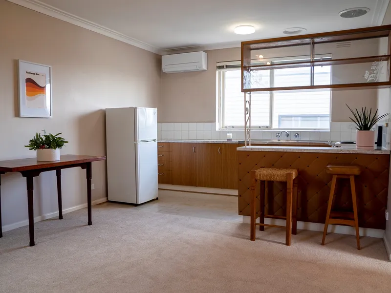 Retro Style Apartment