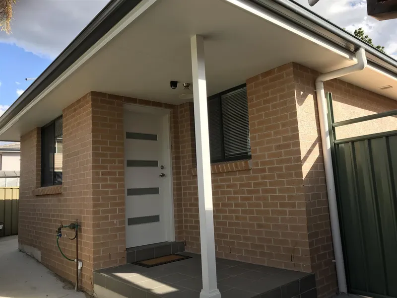 'MODERN GRANNY FLAT'