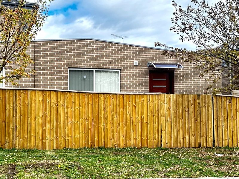 Brand New 2 bedroom granny flat !!