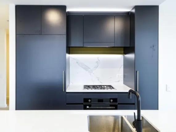 Almost New & Convenient 2 Bedroom 1 Parking