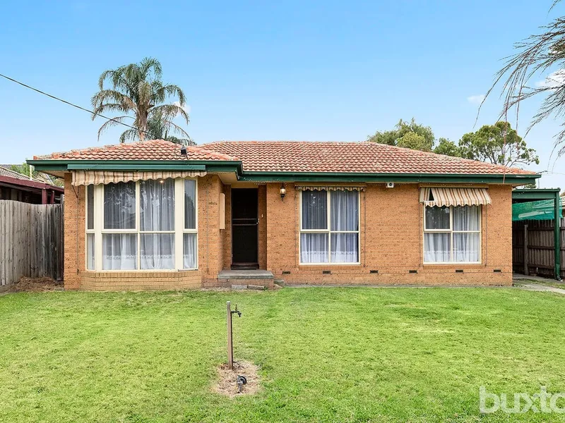 FAMILY HOME - GREAT LOCATION