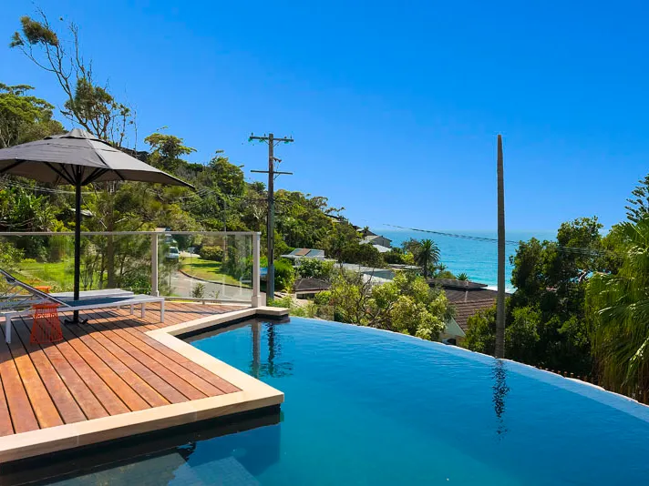 CASTAWAY - PRESTIGE PALM BEACH HOME