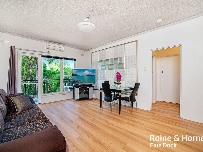 Perfect first home or investment in convenient location