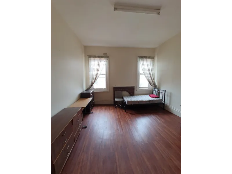 RENOVATED LARGE ROOM